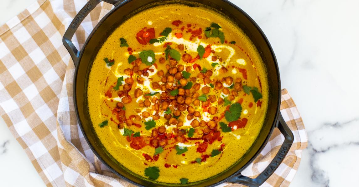 Chickpea Soup With Turmeric and Ginger