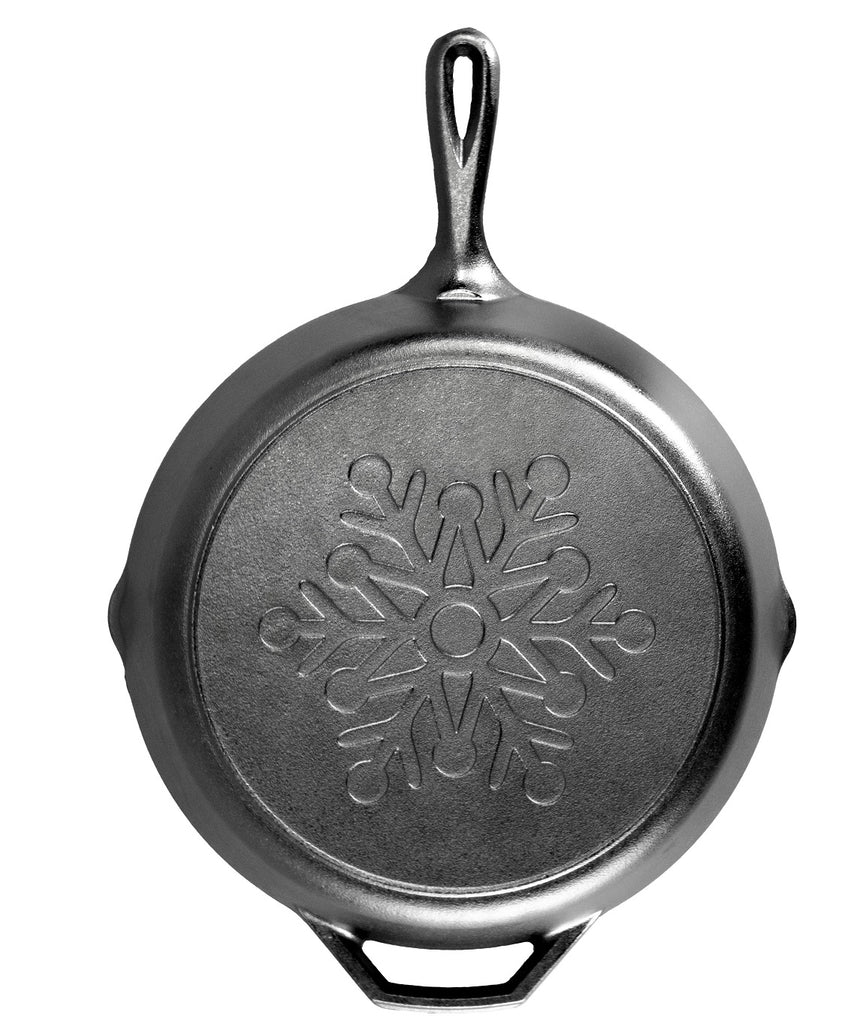 LODGE 12" skillet with SNOWFLAKE- LIMITED EDITION