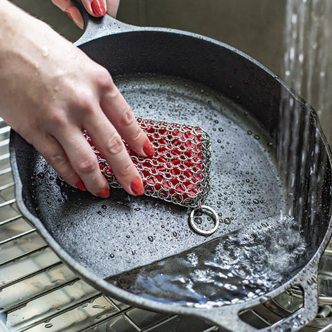 Chainmail Scrubbing Pad by Lodge